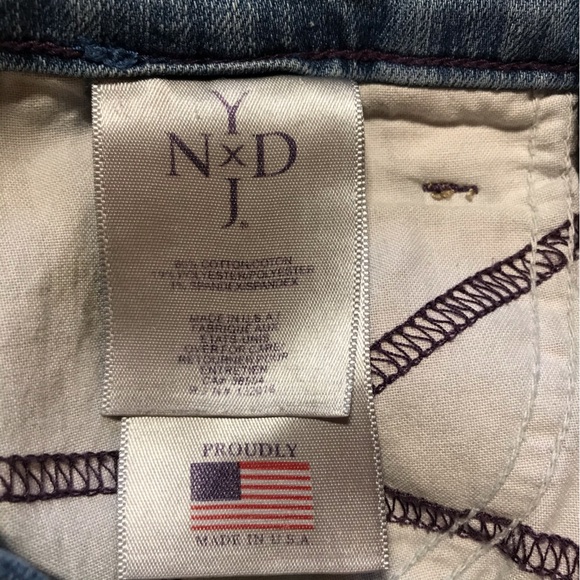 NYDJ Not Your Daughter’s Jeans petite light blue crop rhinestone cuff Size 4P - Picture 6 of 8